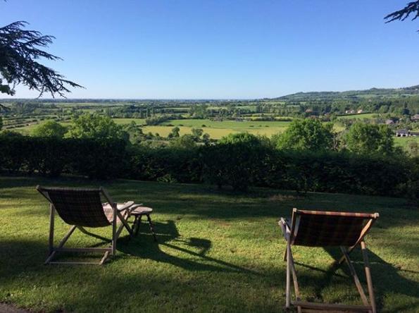Monastere De Brucourt Bed & Breakfast Bagian luar foto